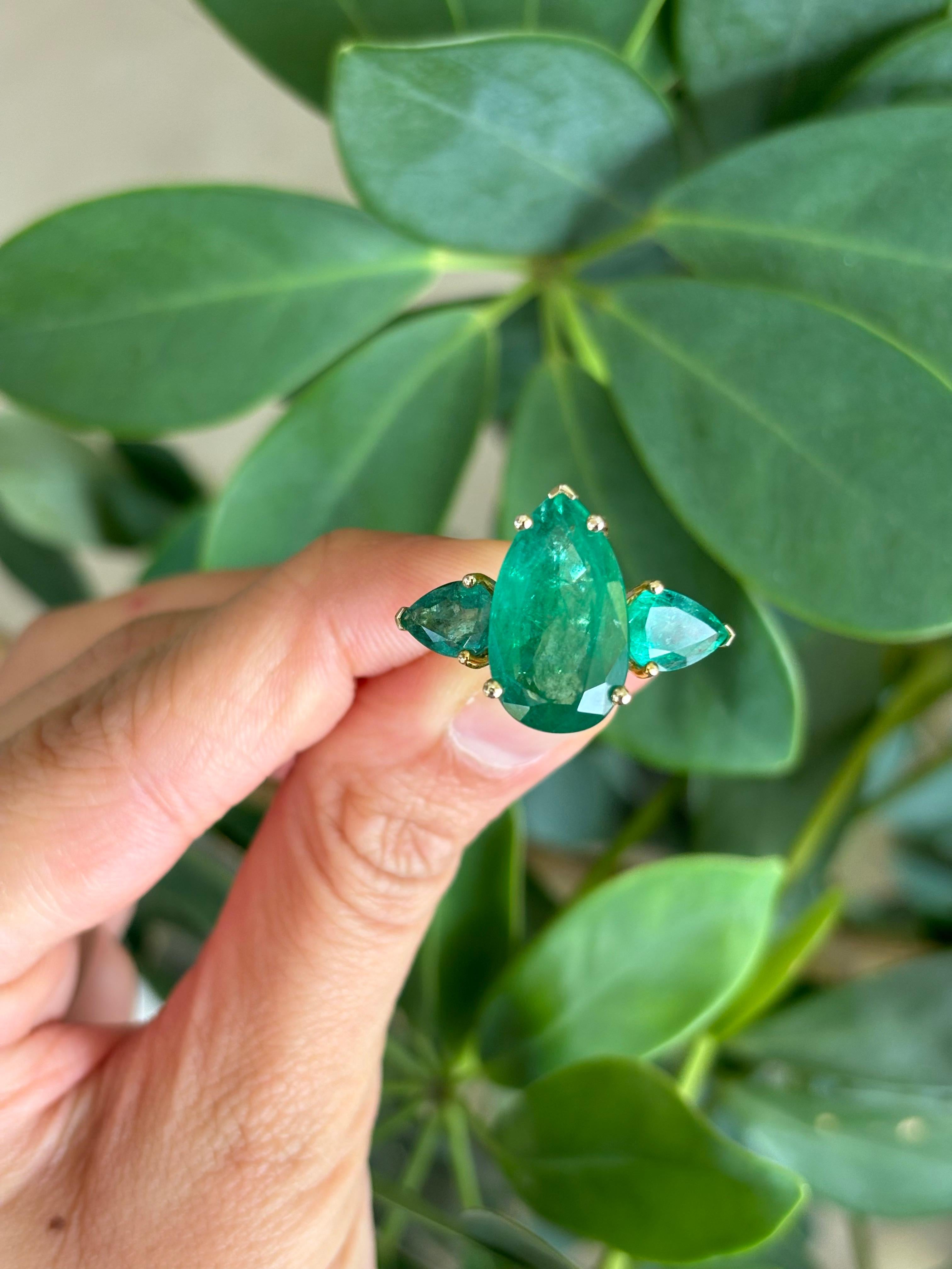 Women's 18K White Gold 3 Stone Pear Shaped Emerald Engagement Or Cocktail Ring For Sale