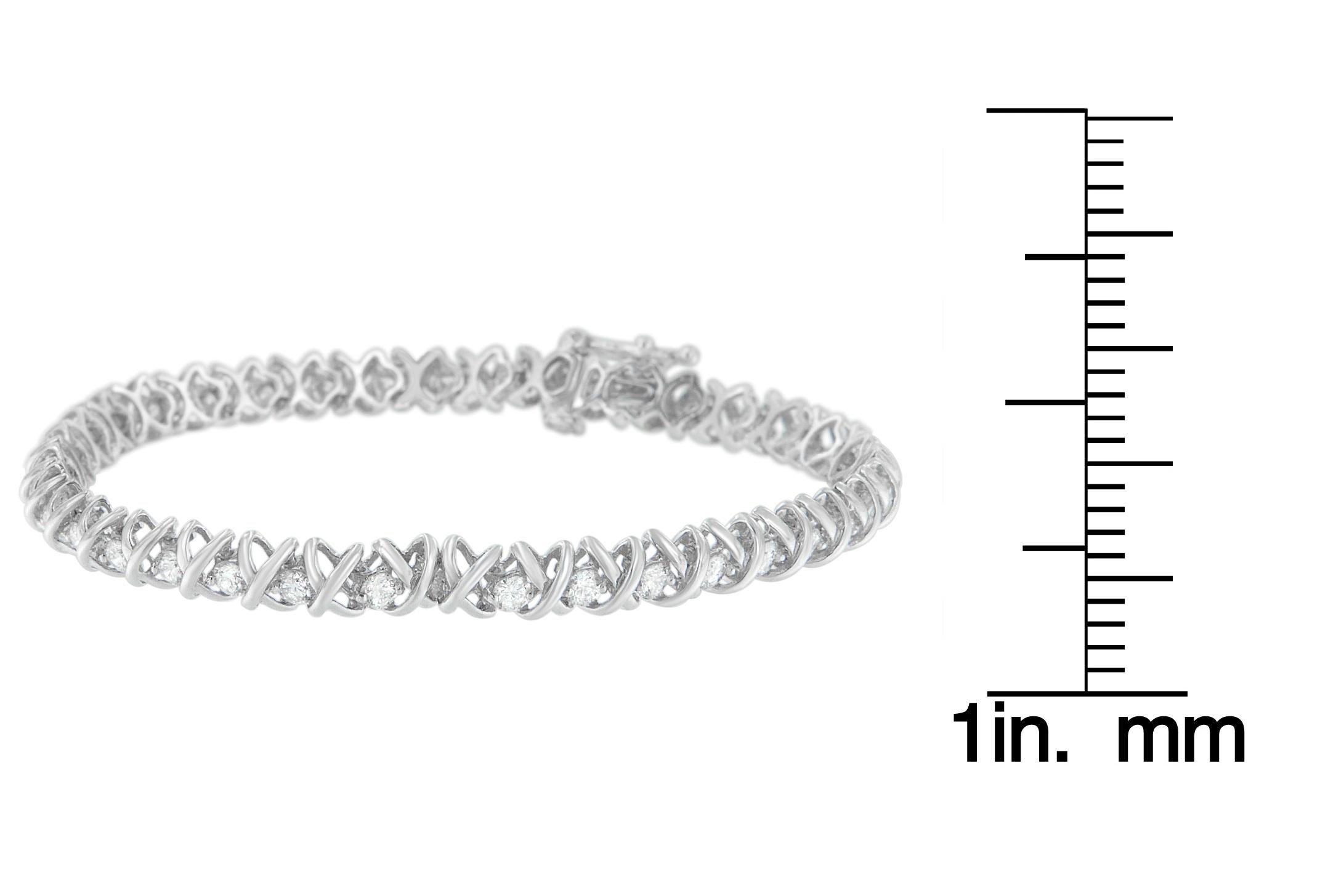 Taille ronde Bracelet tennis à maillons en forme de X en or blanc 18 carats avec diamants de 3,0 carats en vente