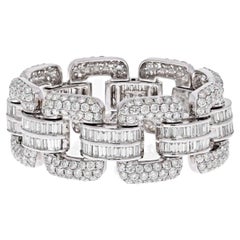 18K White Gold 30 Carat Round and Baguette Link Bracelet