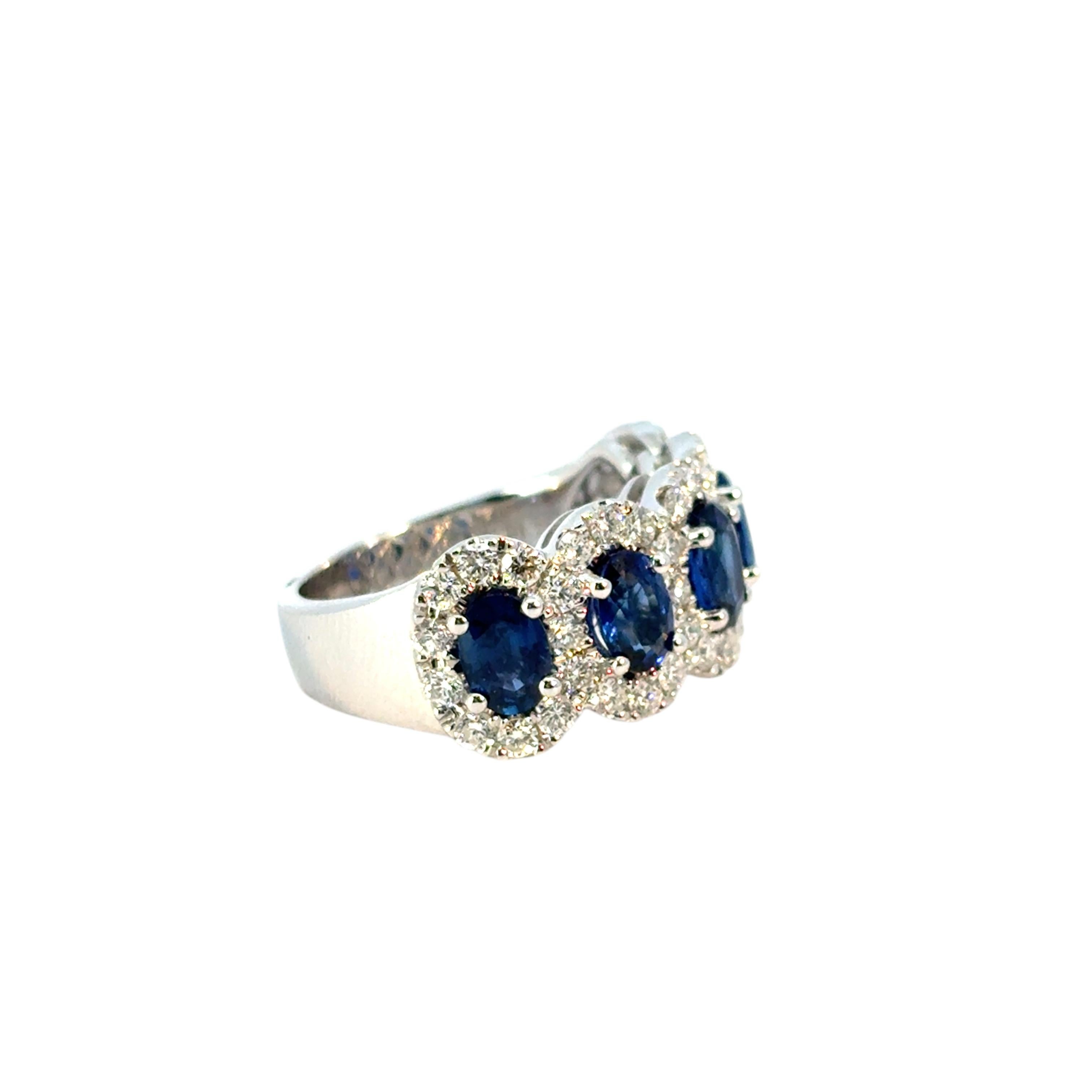 Anello in oro bianco 18 carati con zaffiro ovale e diamanti naturali da 3,11 carati in vendita 6