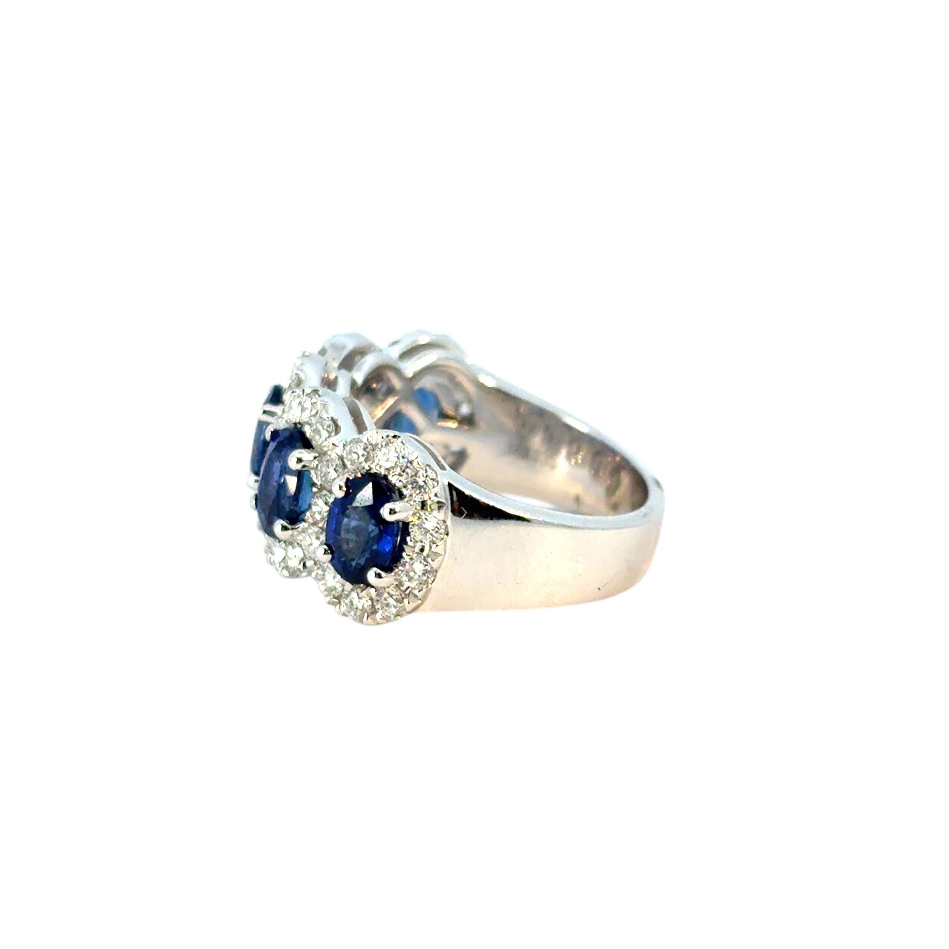 Anello in oro bianco 18 carati con zaffiro ovale e diamanti naturali da 3,11 carati in vendita 12