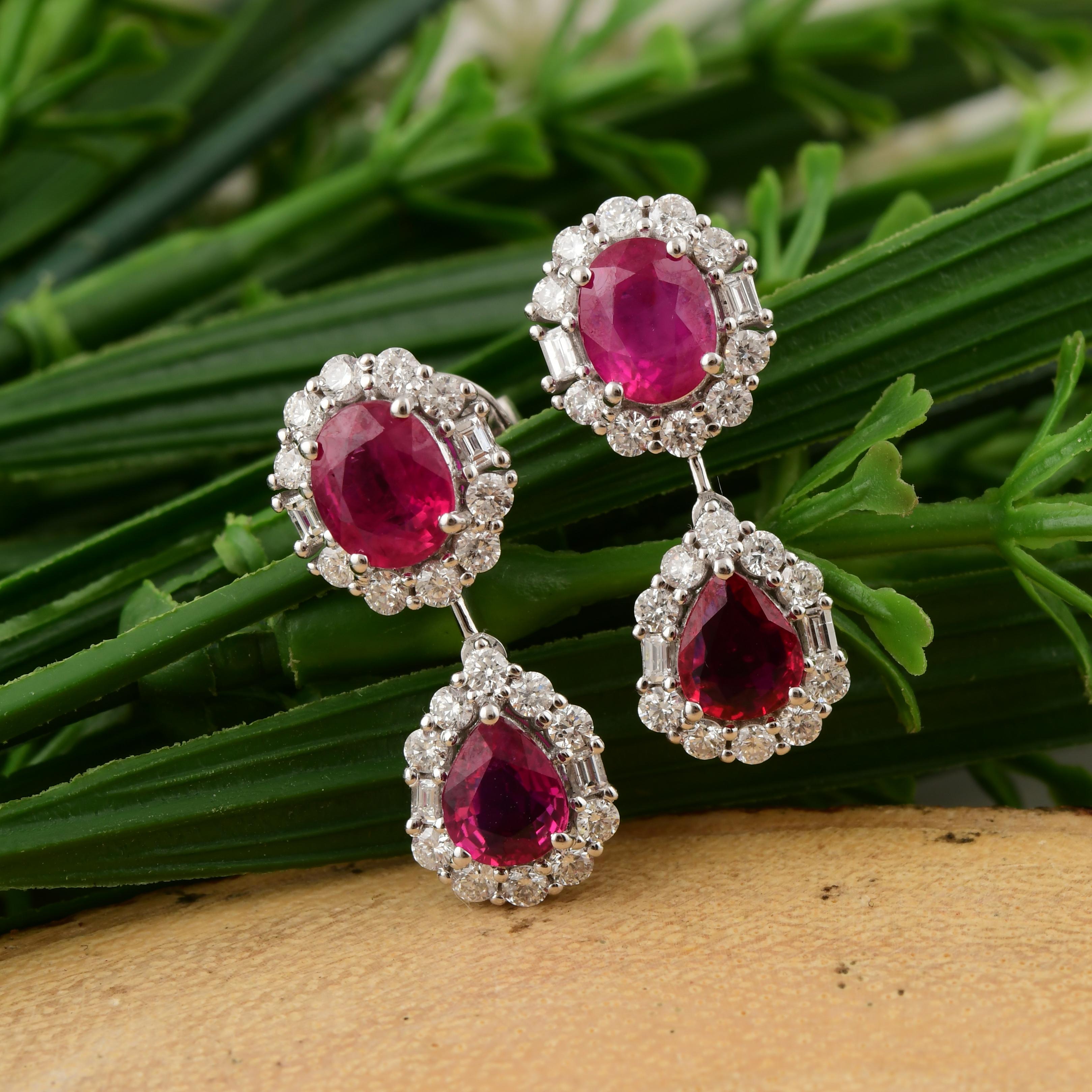 Mixed Cut 18k White Gold 3.16cts Ruby 1cts Halo Diamond Dangle Earrings For Sale
