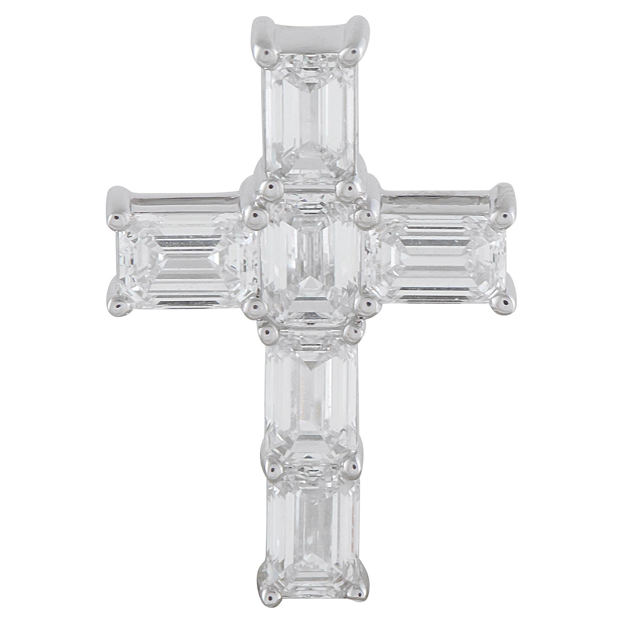 Pendentif croix en or blanc 18K 3.20ct diamant ACR-19420 en vente
