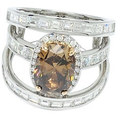 18 Karat Gold 3.31 Carat Natural Brown Diamond and 2.35 Carat Diamonds Ring
