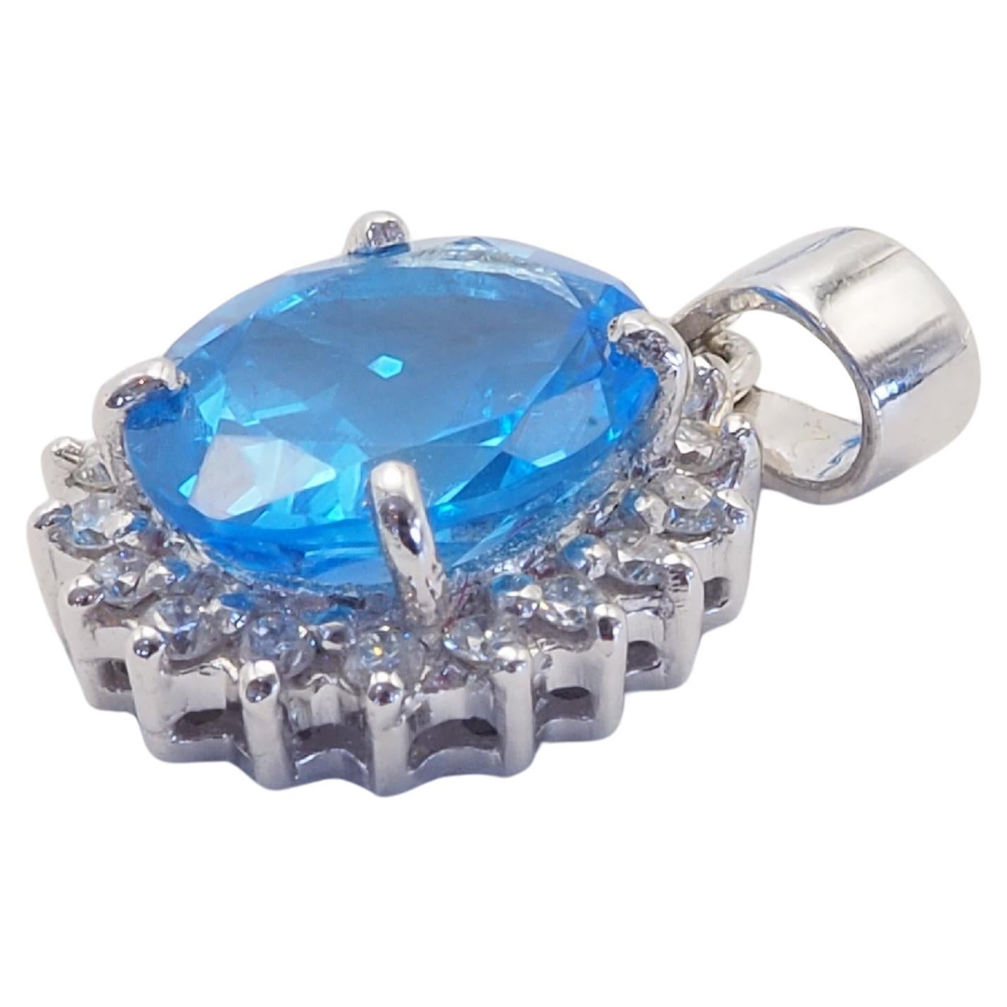 18K Weißgold 3,32ct Oval Blautopas & 0,30ct Diamant Cocktail-Anhänger Enhancer im Zustand „Neu“ im Angebot in เกาะสมุย, TH