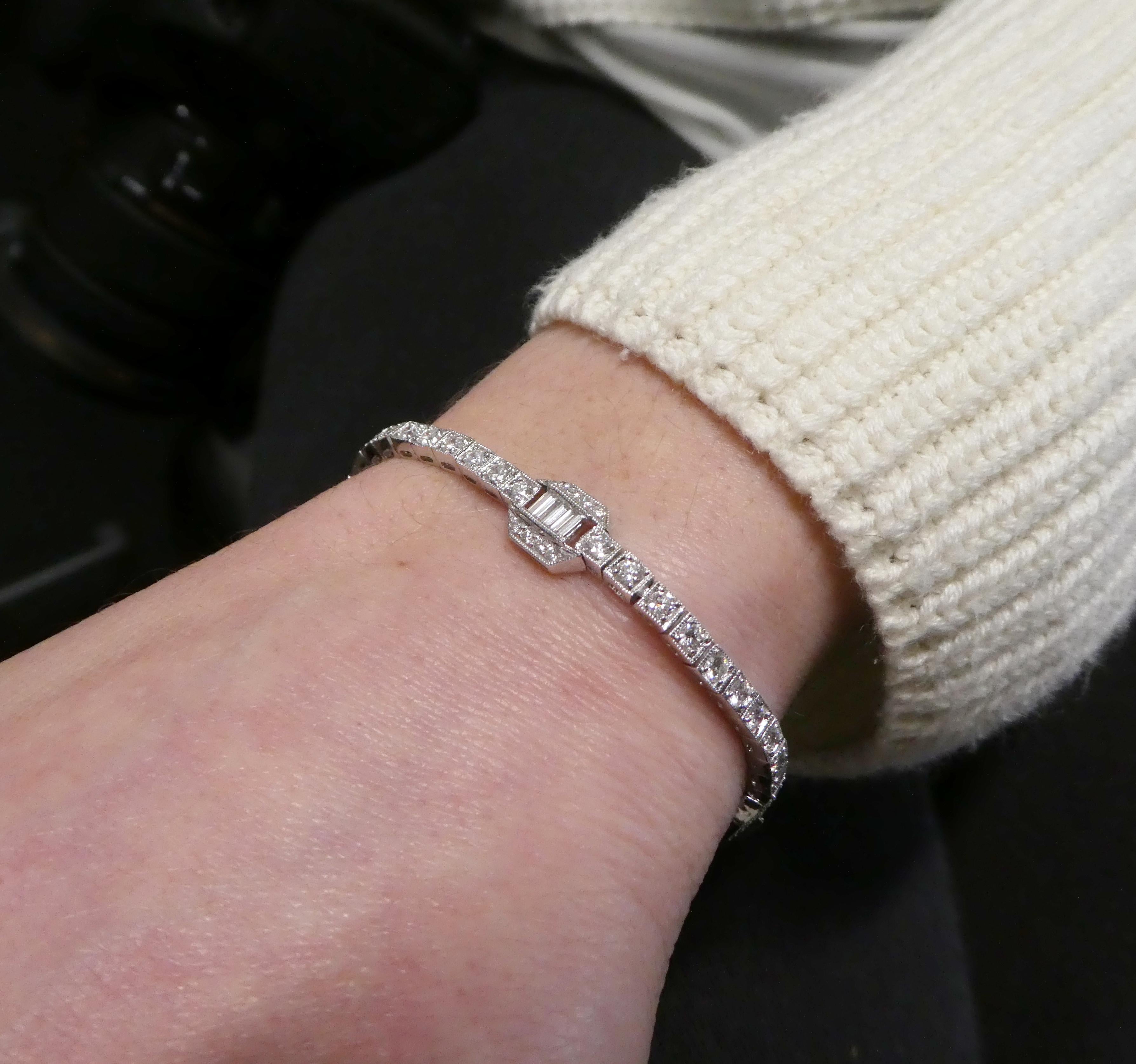 18K White Gold 3.34 CTW Diamond Tennis Bracelet Baguette and Round Brilliant Cut In Excellent Condition In  Baltimore, MD