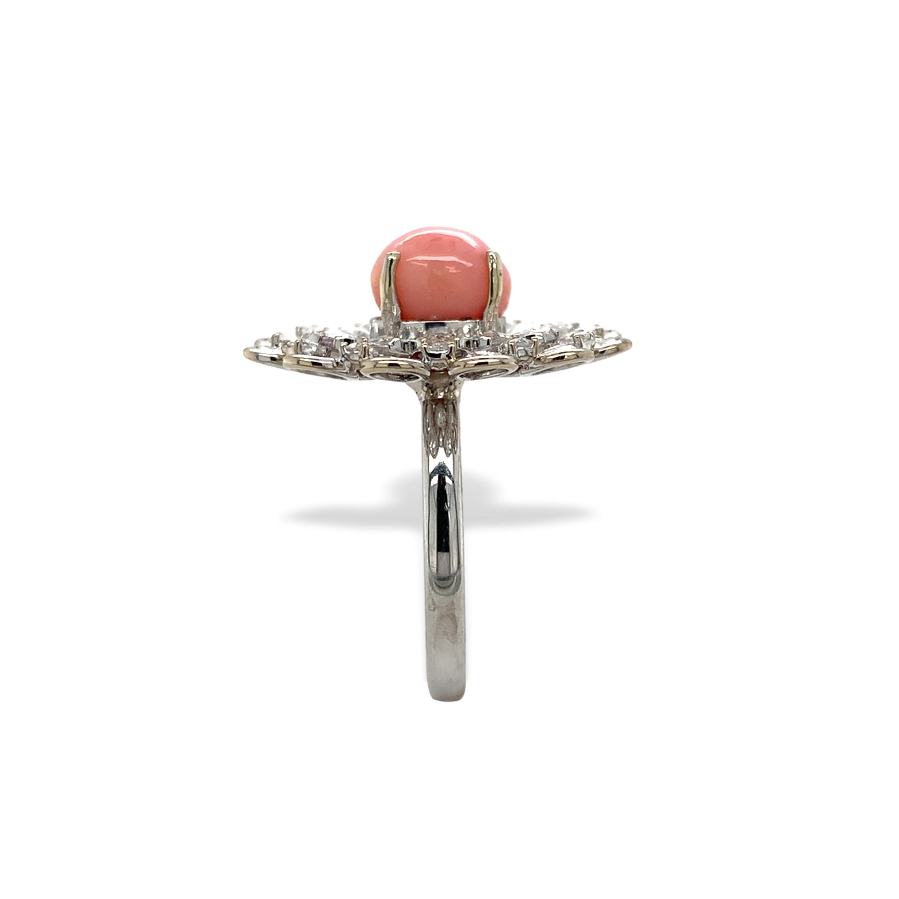 18K White Gold 3.46 carat Conch Pearl and Rose Cut Diamond Ring with GIA Report In New Condition For Sale In Big Bend, WI