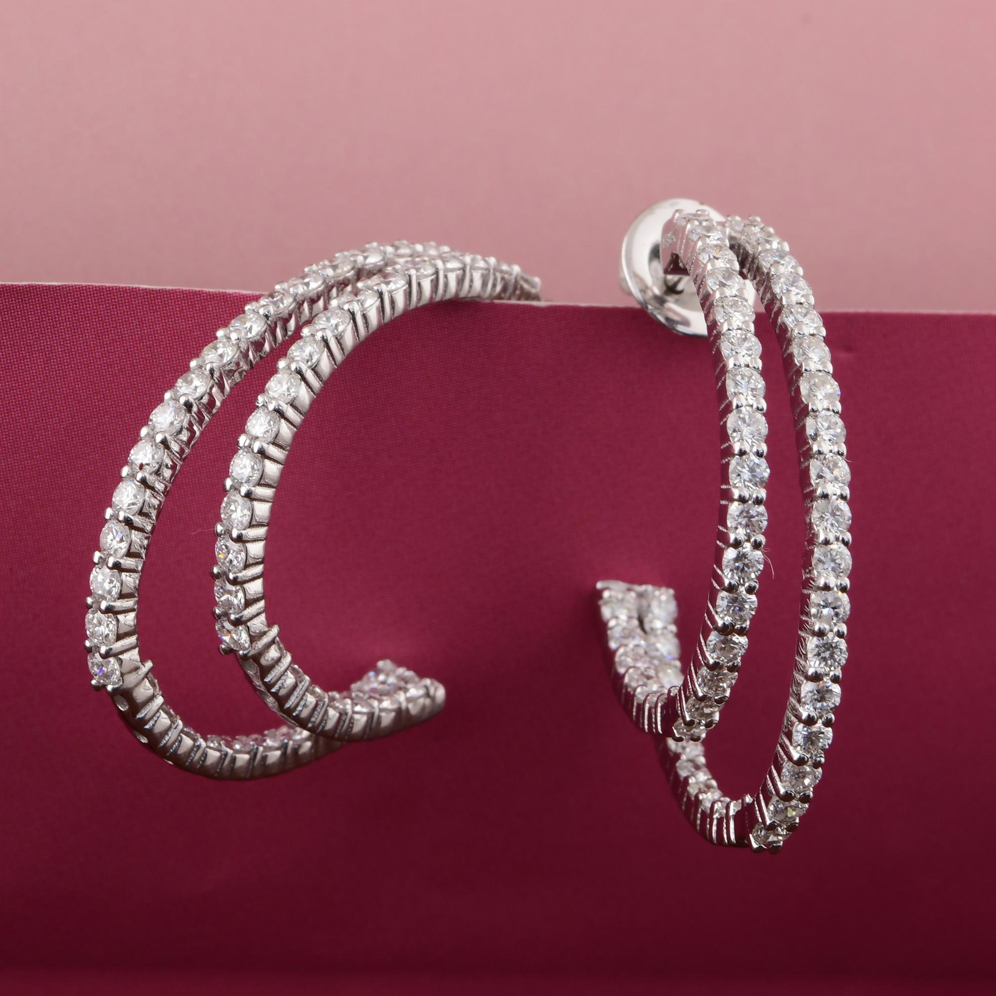 Moderne Boucles d'oreilles en or blanc 18 carats 3,53 ct de diamants ronds à taille brillante et à double rangée de cercles. en vente