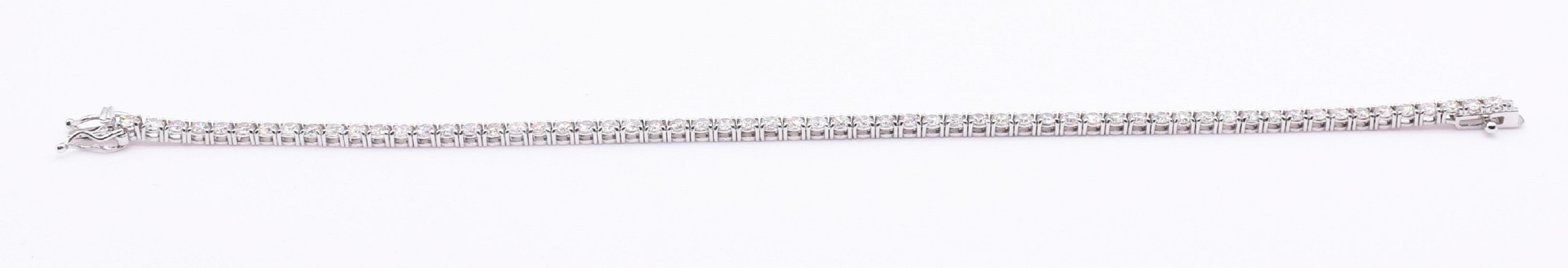 18k White Gold 3.57ct Diamond Line Bracelet In Excellent Condition For Sale In Chelmsford, GB