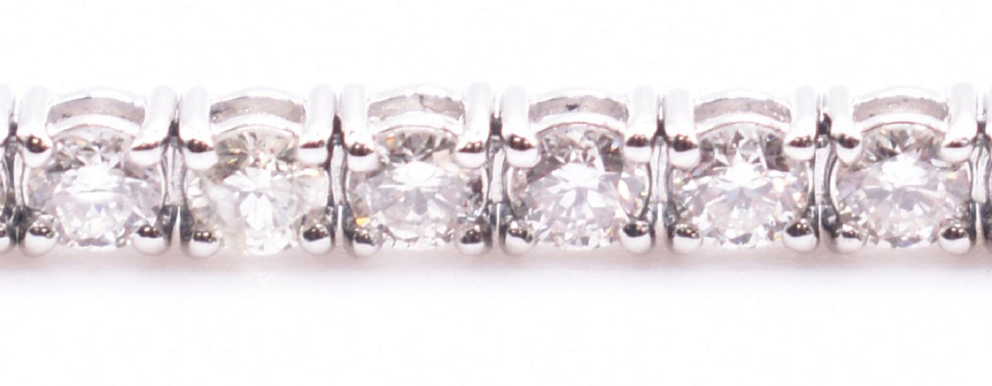 18k White Gold 3.57ct Diamond Line Bracelet For Sale 1
