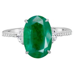 18K White Gold Natural Emerald and Diamond Ring with Oval Center