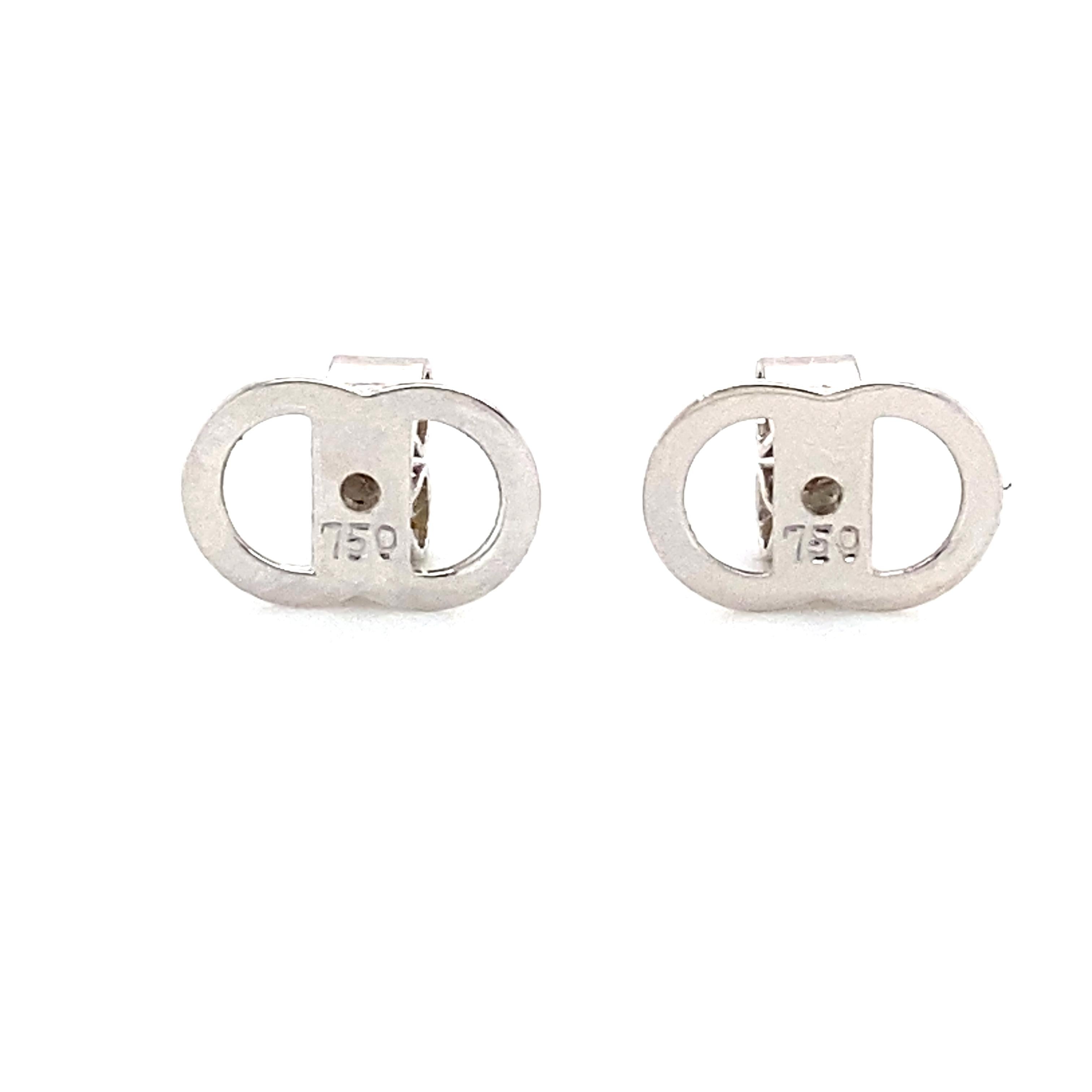 Clous d'oreilles en or blanc 18 carats avec diamants de 3,60 carats en vente 7