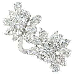 18k White Gold 3.61ctw Natural Diamond Flower Ring