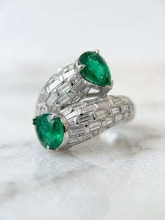 18K White Gold 3.85 Carat Colombian Emerald & Diamond Criss Cross Ring