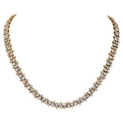 18K White Gold 40 Carats Round Diamond Necklace