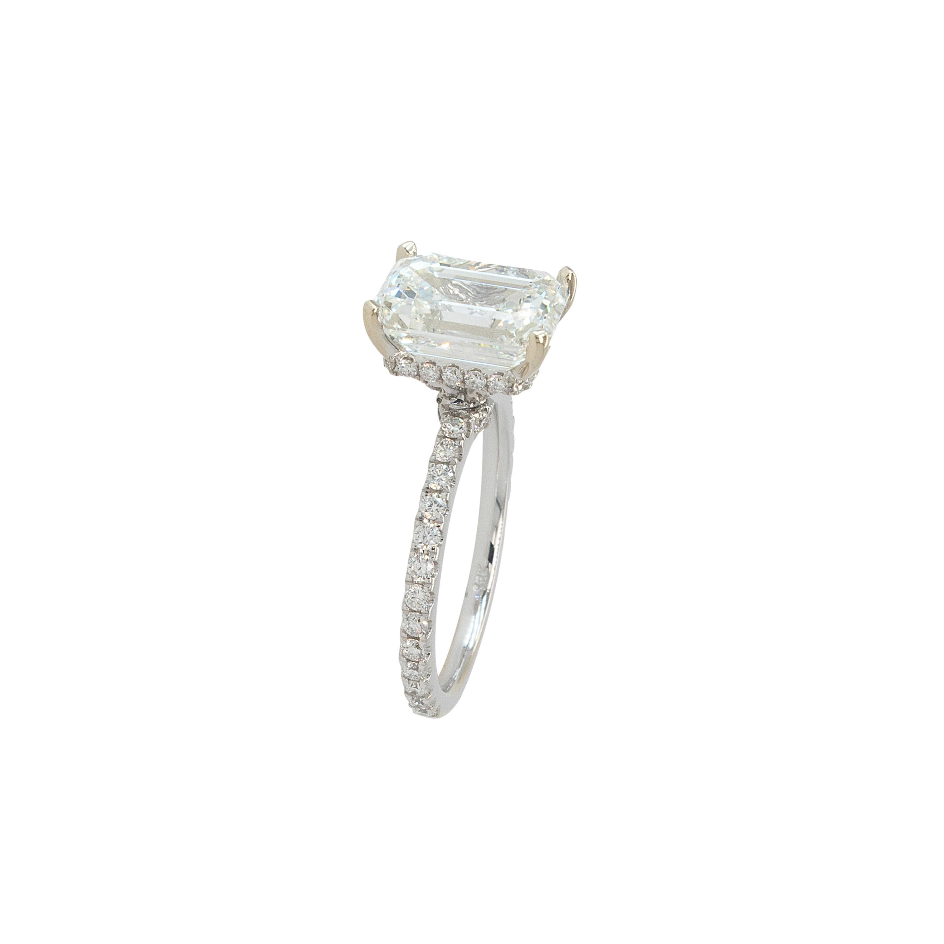 De las mujeres Anillo de oro blanco de 18 quilates con 4,02 ct de diamantes naturales talla esmeralda en venta