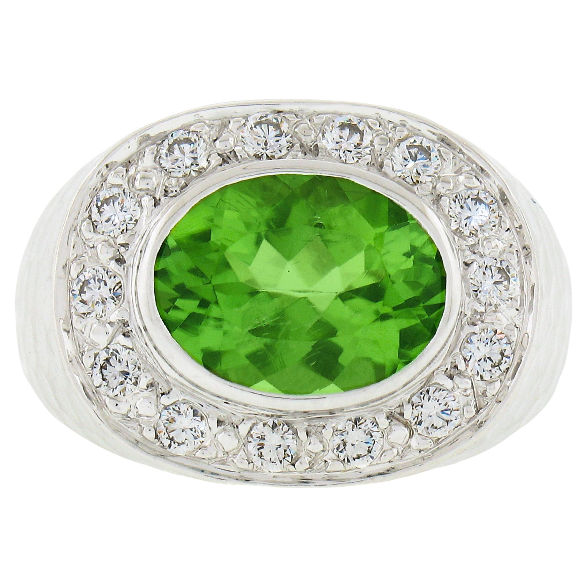 18k White Gold 4.11ctw Oval Peridot & Pave Diamond Matte Hammered Cocktail Ring