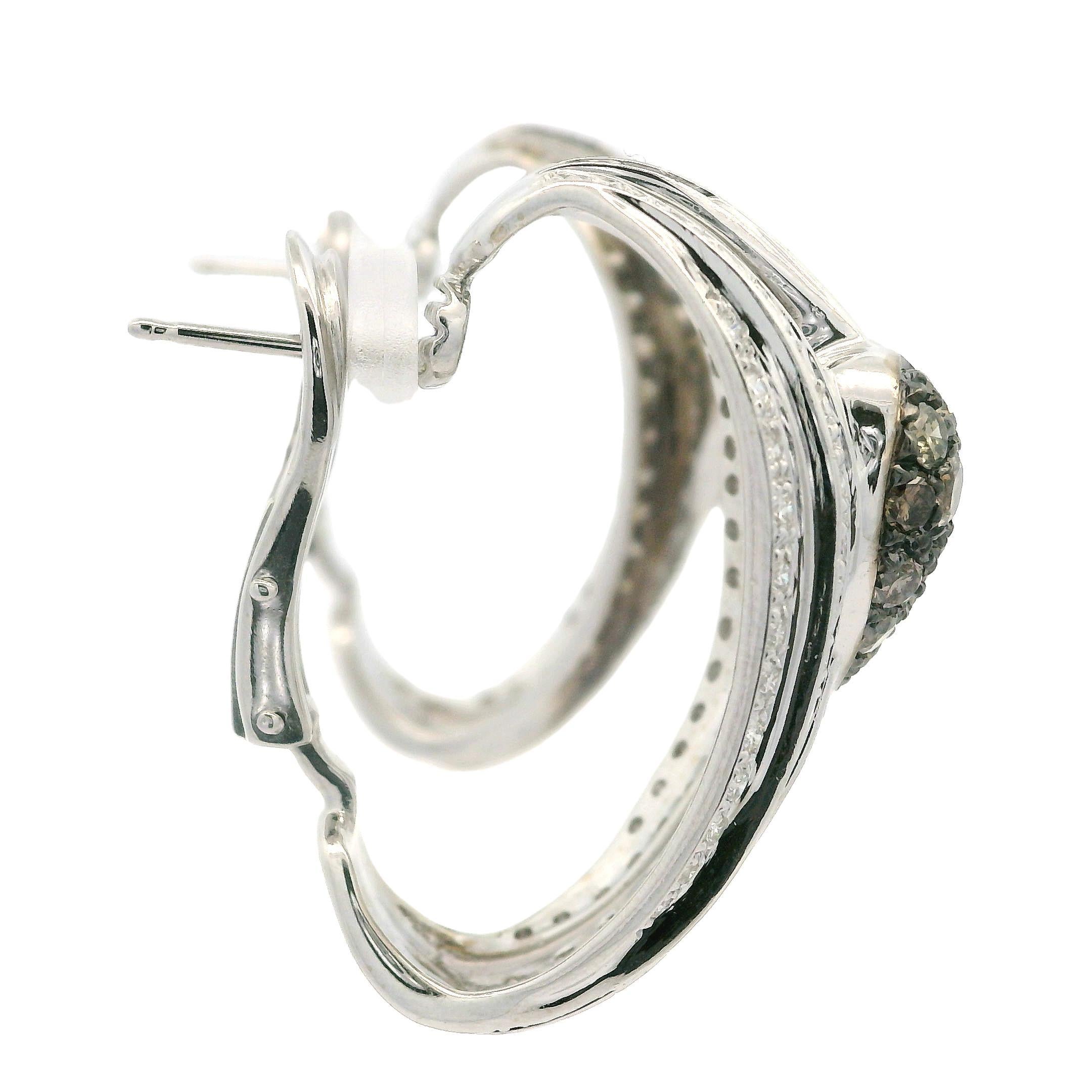 18k White Gold 4.40ctw Fancy Champagne Diamond Large Heart Inverse Earrings In Excellent Condition For Sale In Montclair, NJ