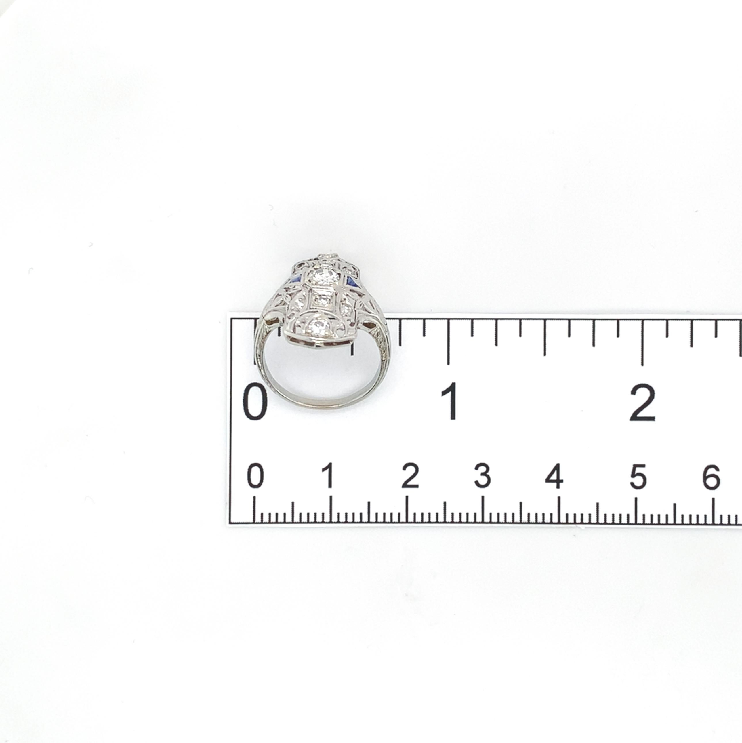 18K White Gold .44ct tw Diamond Filigree Ring size 3.75 in vendita 5