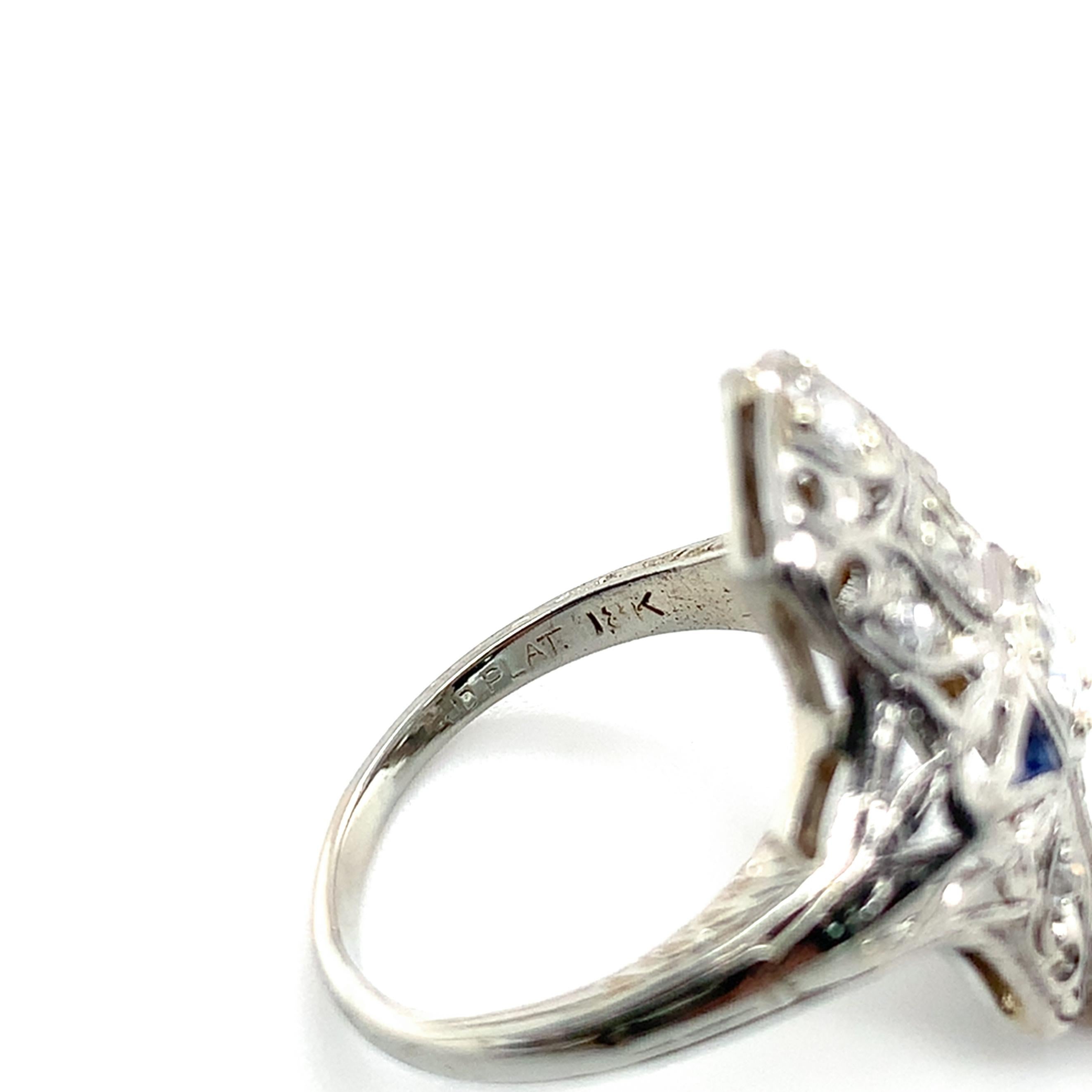 18K White Gold .44ct tw Diamond Filigree Ring size 3.75 in vendita 4