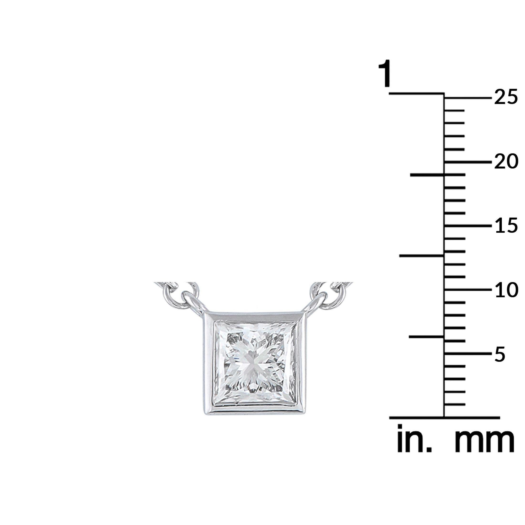 Donna Collana con diamanti in oro bianco 18 carati da 4,53 carati in vendita