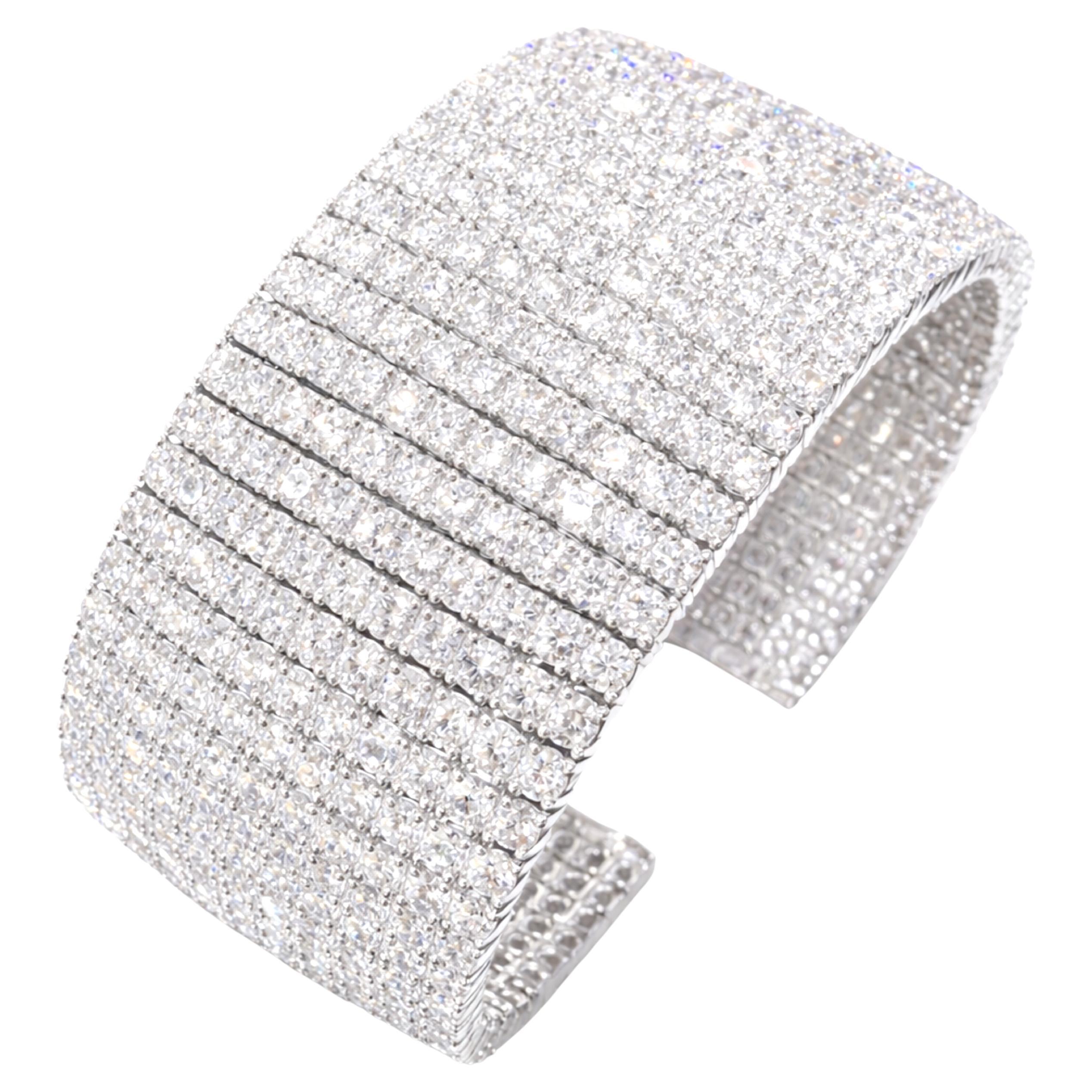 18K White Gold 46 Carat Diamond Eleven-Row Classic Tennis Bangle Bracelet For Sale
