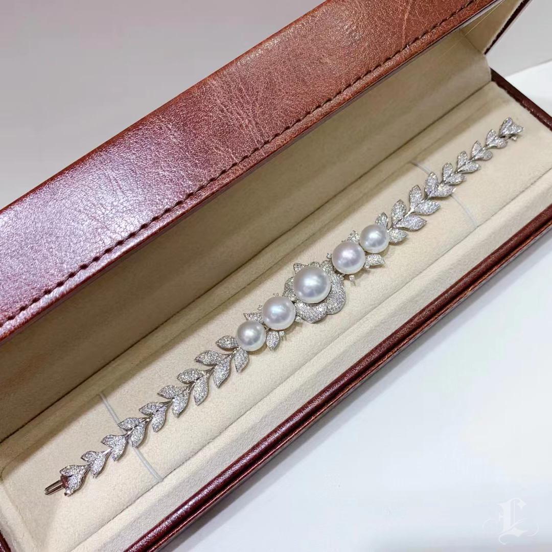 Uncut 【Crown Radiance】Imperial Leaf 10–13mm South Sea Pearl & 4.85ct Diamond Bracelet For Sale