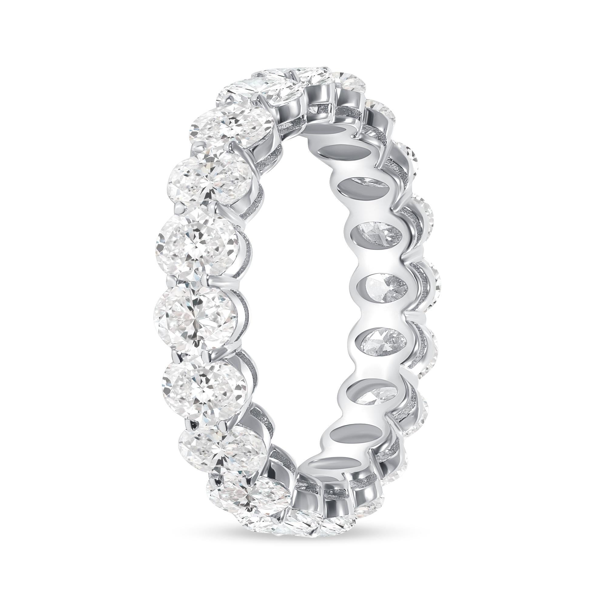 For Sale:  18k White Gold 5 Carat Oval Cut Natural Diamond Eternity Ring 2