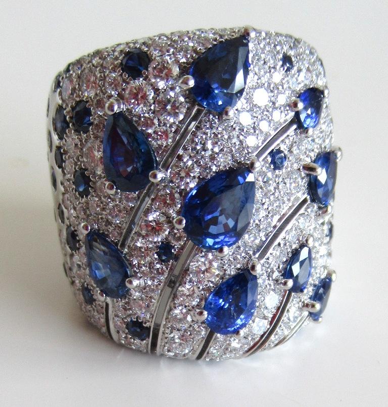 Modern 18 Karat Gold 5.27 Carat Blue Sapphires 2.94 Carat White Diamonds Band Ring For Sale