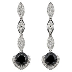 Boucles d'oreilles pendantes en or blanc 18 carats, diamant noir et diamant blanc de 5,79 carats