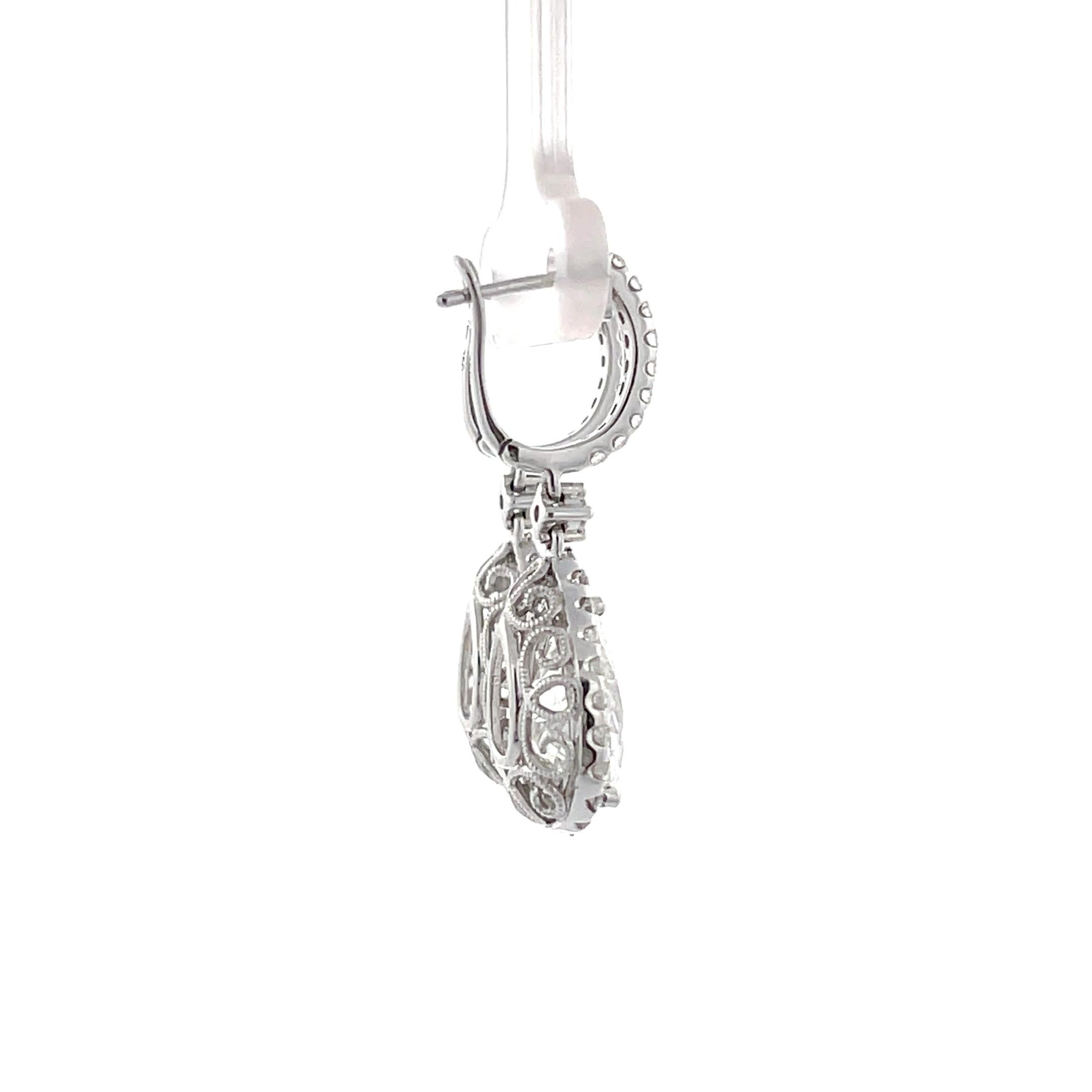 18K White Gold 6.02ctw Pear Shape Natural Diamond Dangle Earrings In New Condition For Sale In Los Angeles, CA