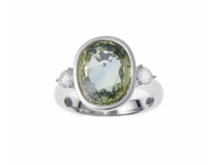 Bague en or blanc 18 carats sertie d'un saphir vert naturel de 6,14 carats au total, certifié par le GIA