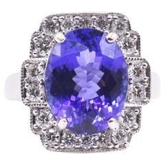 Bague en or blanc 18 carats avec tanzanite 6,62 carats et diamants