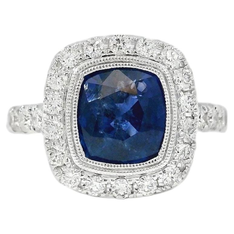 Bague en or blanc 18k avec saphir bleu naturel certifié GIA de 6,70ct en vente