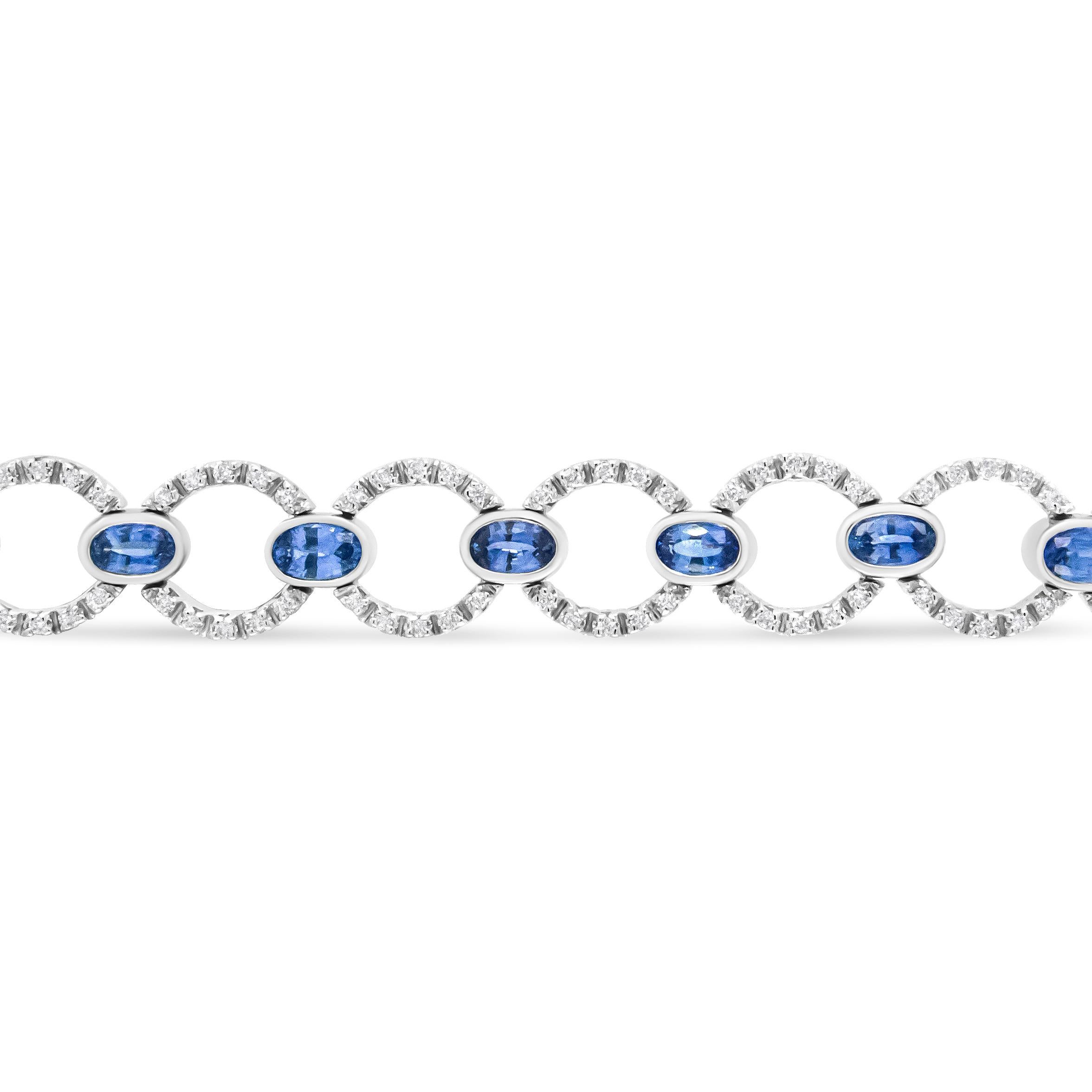 Round Cut 18K White Gold 6 Ct Diamond and Oval Blue Sapphire Openwork Circle Link Bracelet For Sale