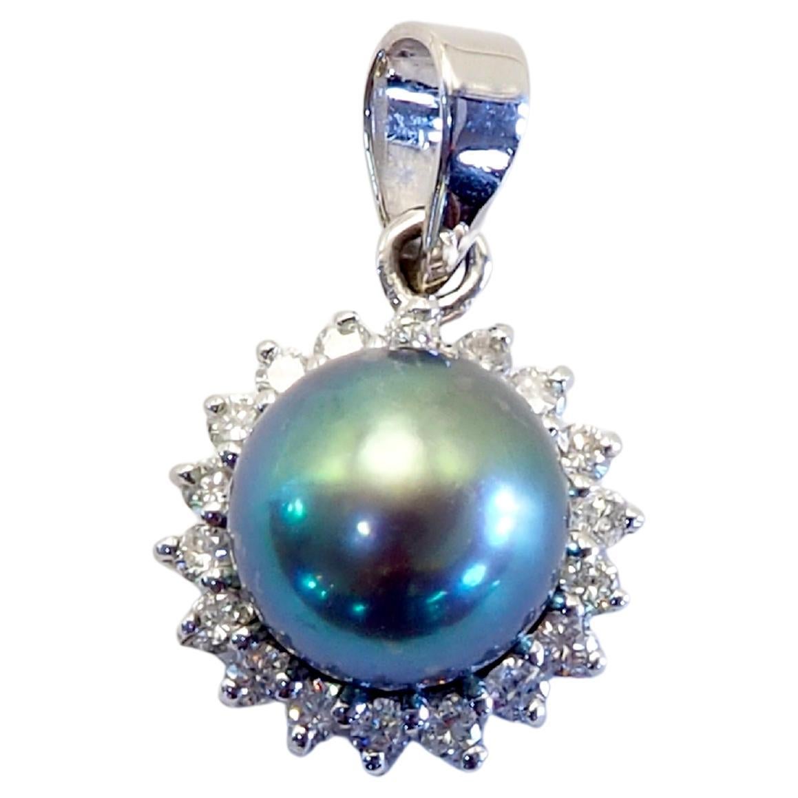 18K White Gold 7 mm Greenish Black Tahitian Pearl & 0.17 Diamond Pendant For Sale