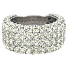 Anello largo in oro bianco 18 carati con diamanti naturali tondi e brillanti da 7,05 ct.