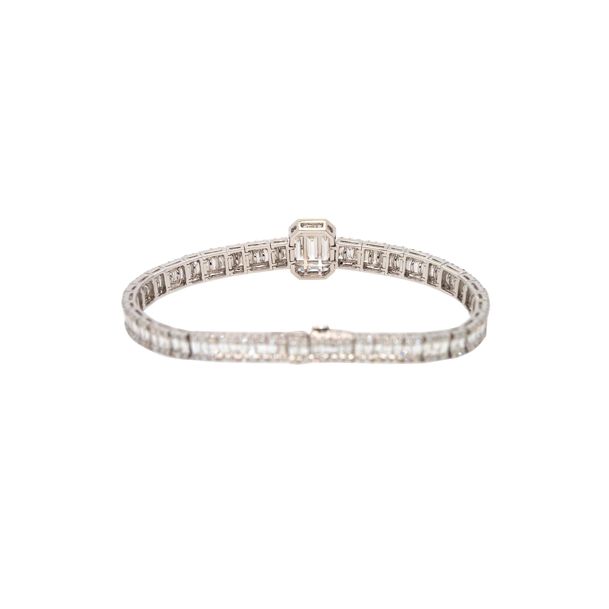 Bracelet en or blanc 18 carats avec diamants naturels taille baguette de 7,15 carats Pour femmes en vente