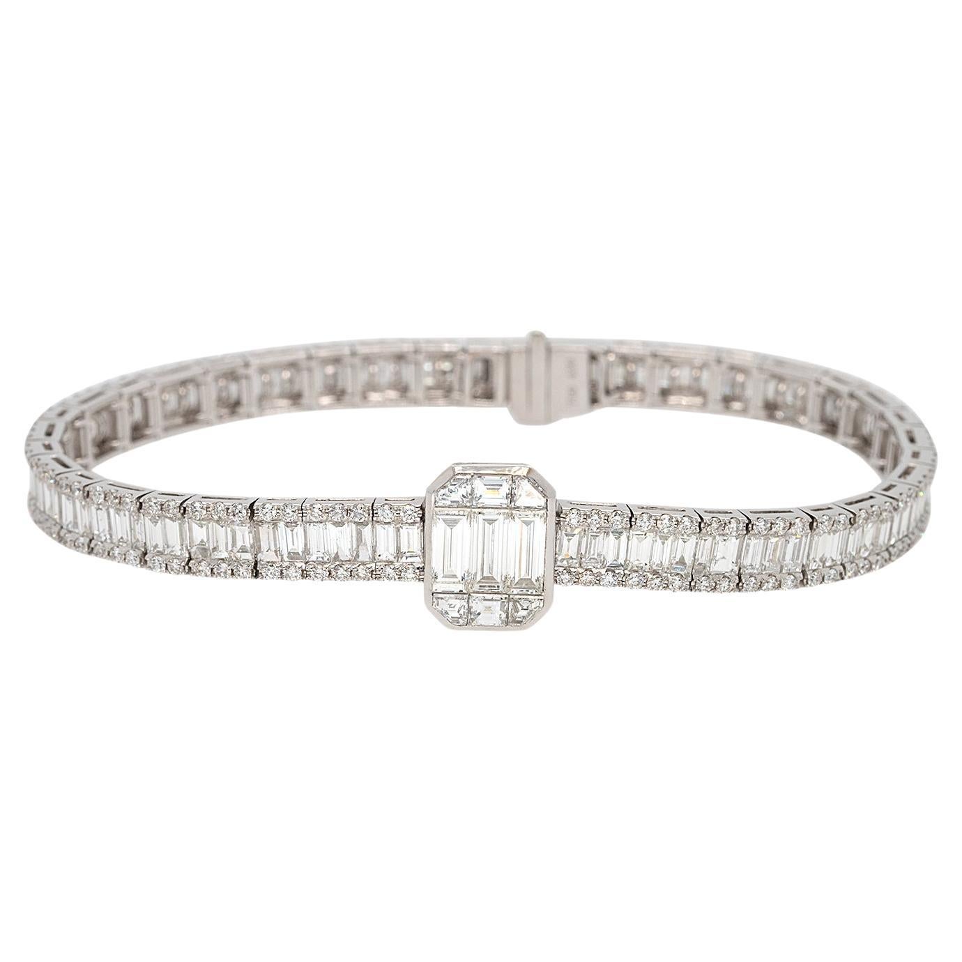 Bracelet en or blanc 18 carats avec diamants naturels taille baguette de 7,15 carats