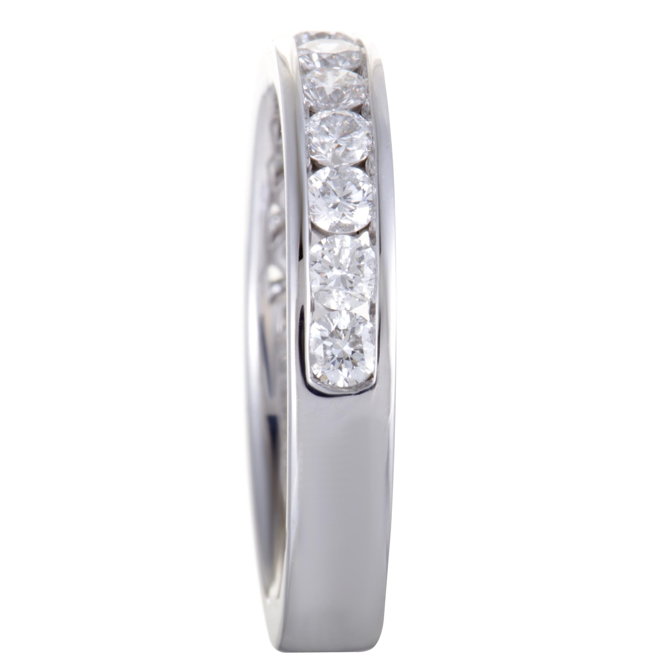 18 Karat White Gold, .75 Carat Diamond Band Ring In New Condition In Southampton, PA