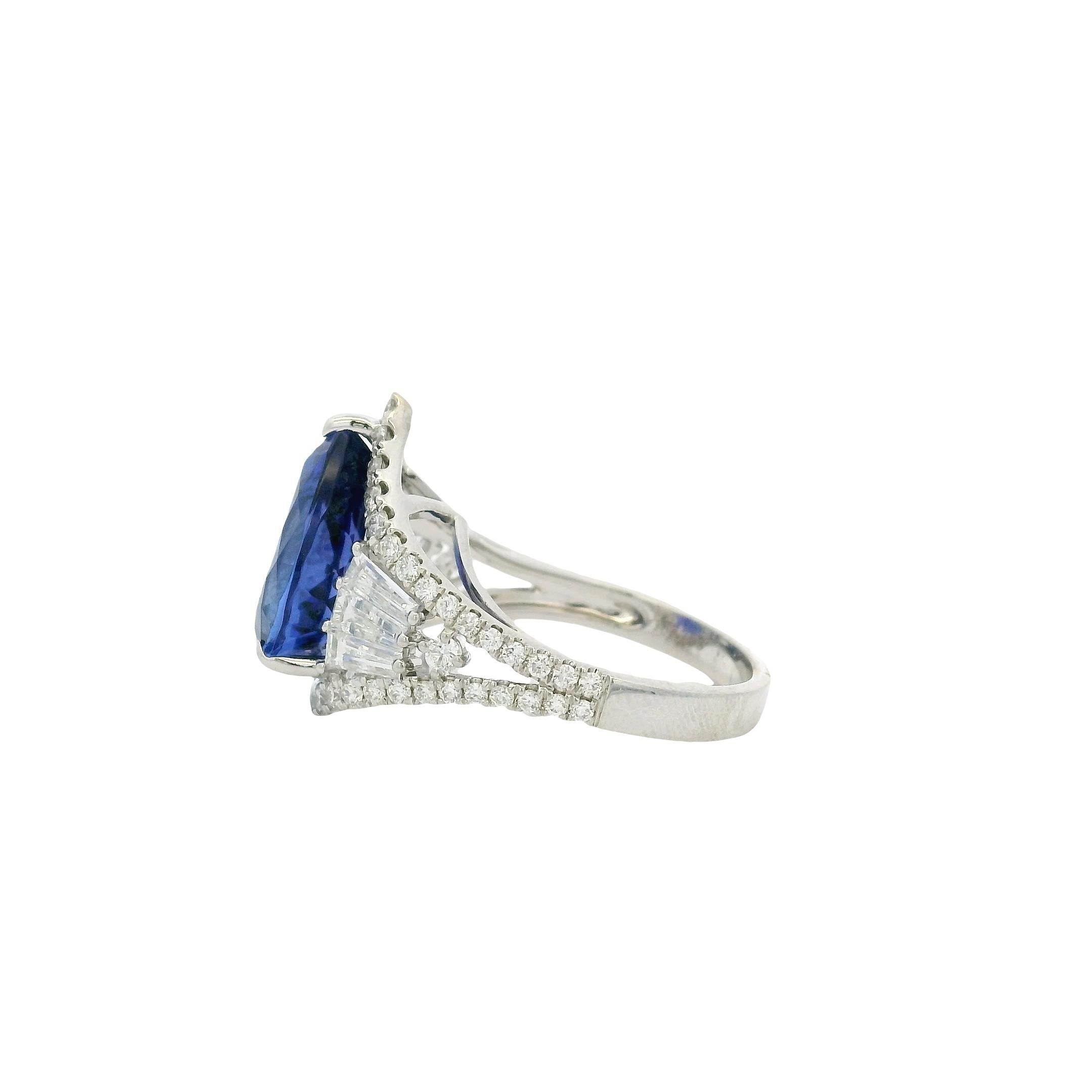 18k Weißgold 7,95ctw Birnenschliff Tansanit & Runde und Baguette Diamant Ring (Moderne) im Angebot