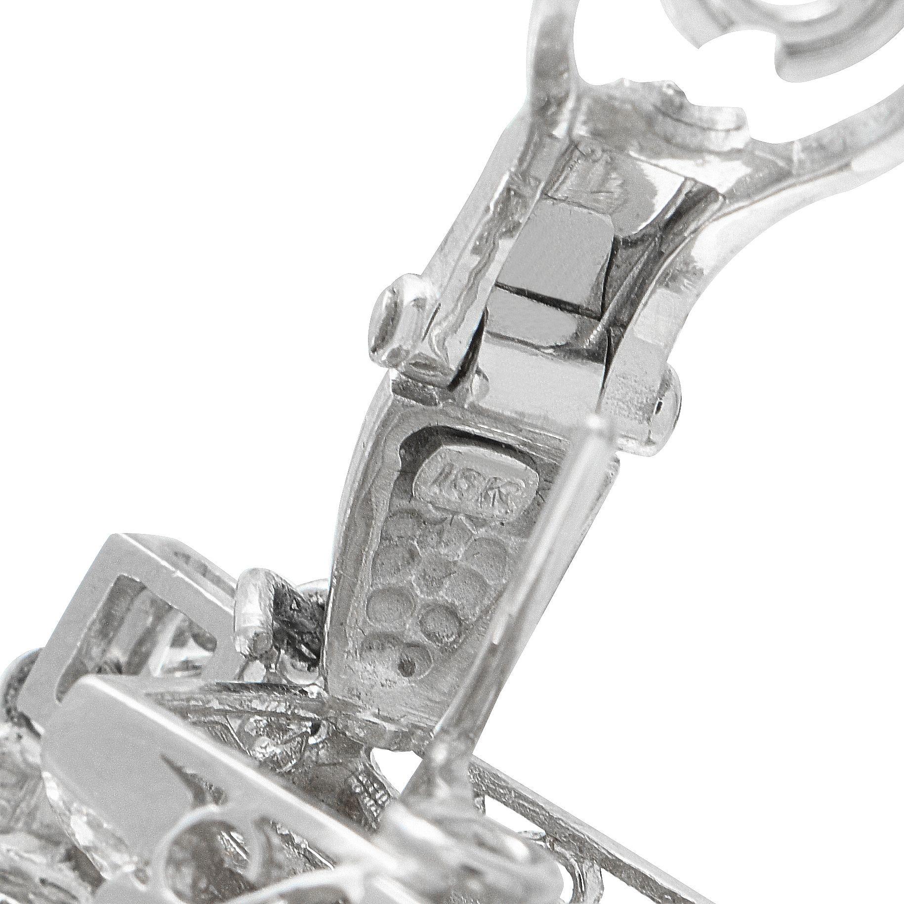 Taglio misto Orecchini con diamanti e perle in oro bianco 18 carati da 8,0 carati in vendita