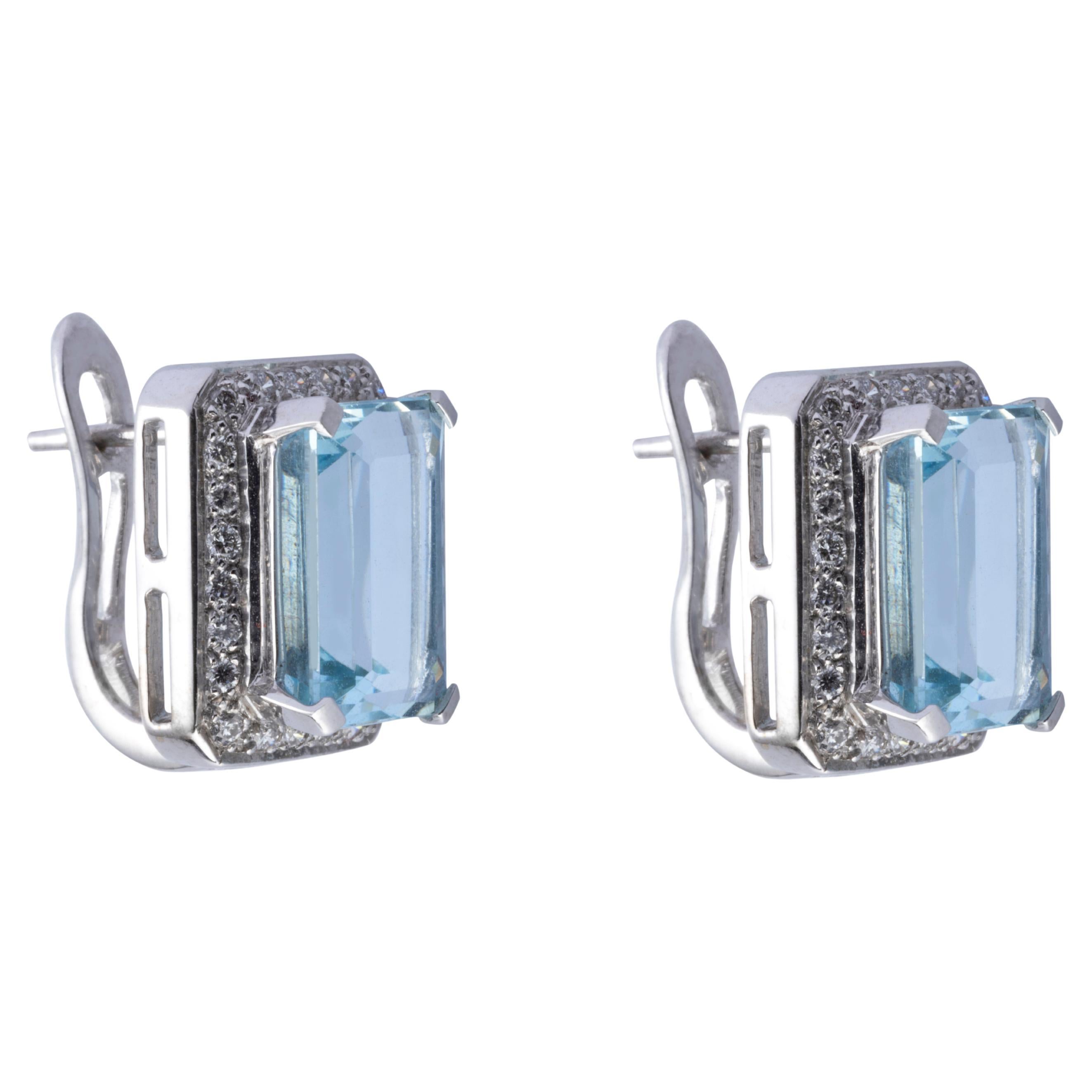 18K White Gold 8.27ct Aquamarine & 0.49ct Diamond Earrings For Sale