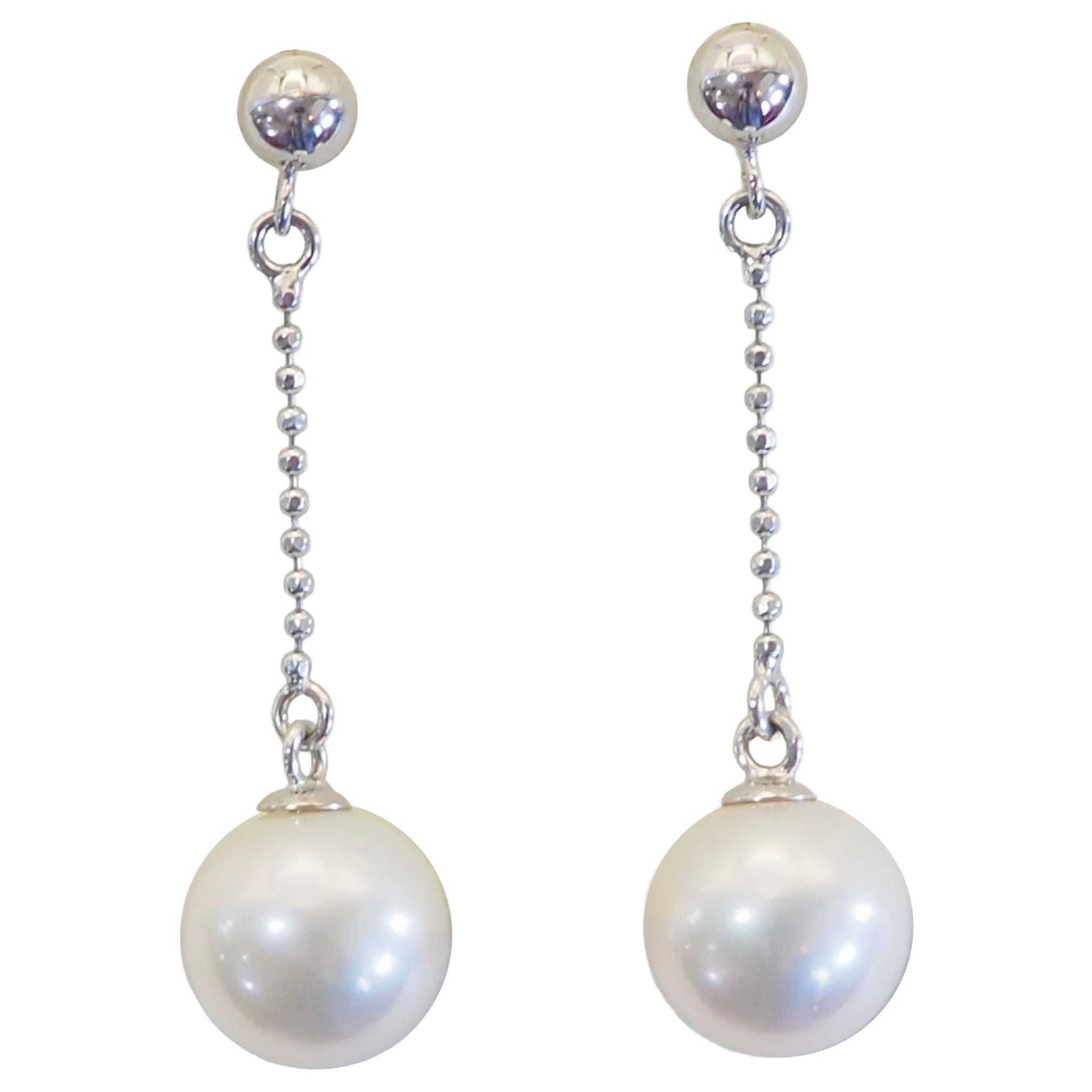 18K White Gold 8.5mm White Round Sea Pearl Dangle Earring