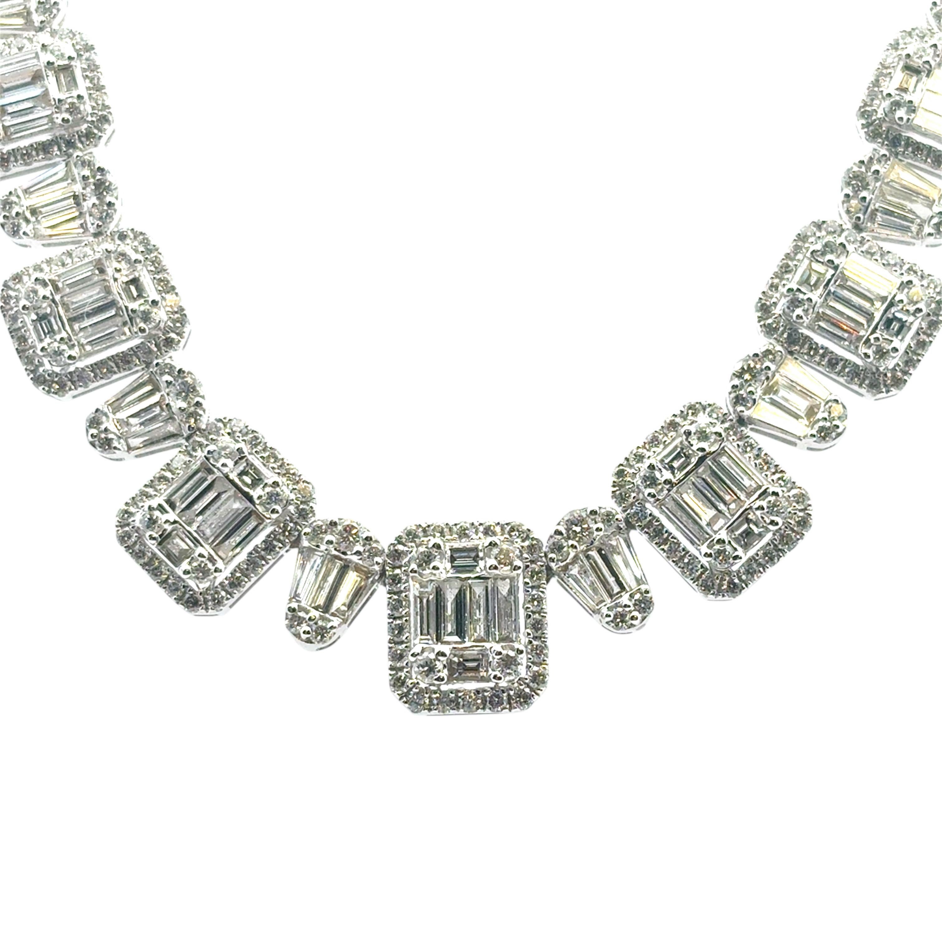 Collier en or blanc 18k diamant baguette et rond brillant naturel 9.09ctw Excellent état - En vente à Boca Raton, FL