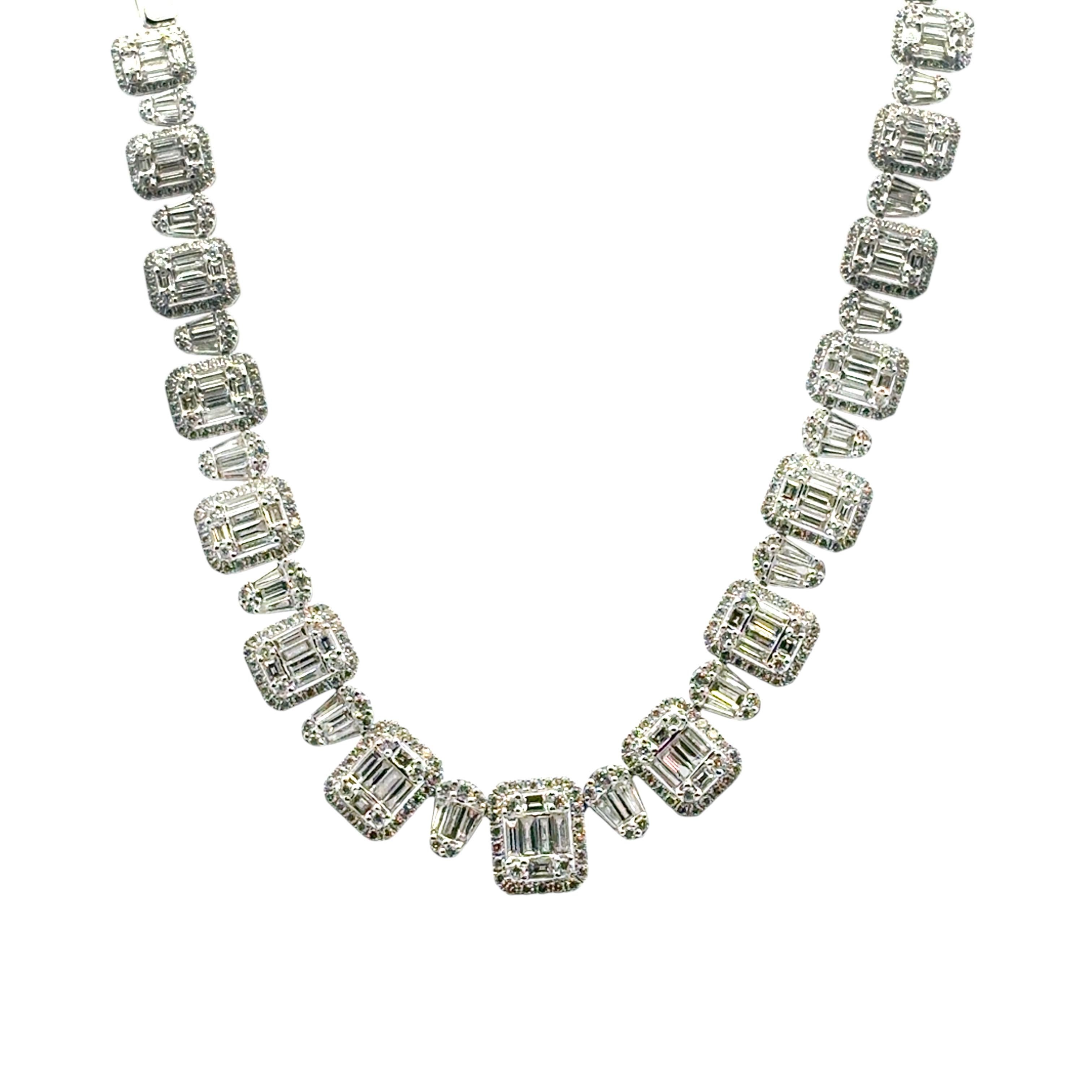 Collier en or blanc 18k diamant baguette et rond brillant naturel 9.09ctw Pour femmes en vente