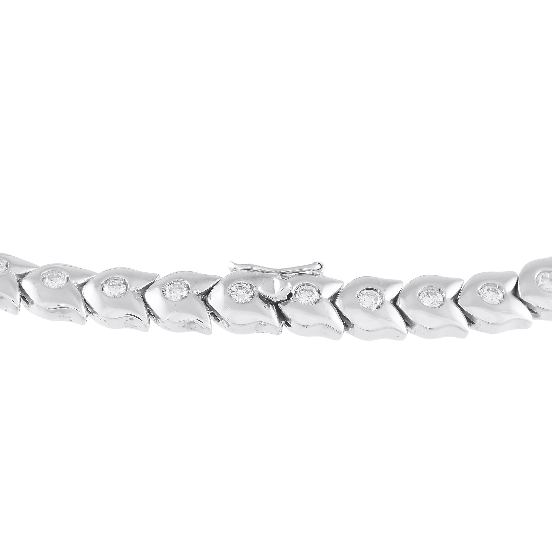 Taglio rotondo Collana con diamanti in oro bianco 18 carati 9,0ct in vendita