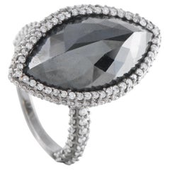 Anello in oro bianco 18 carati con diamanti bianchi e neri 9,0ct MF03-050526