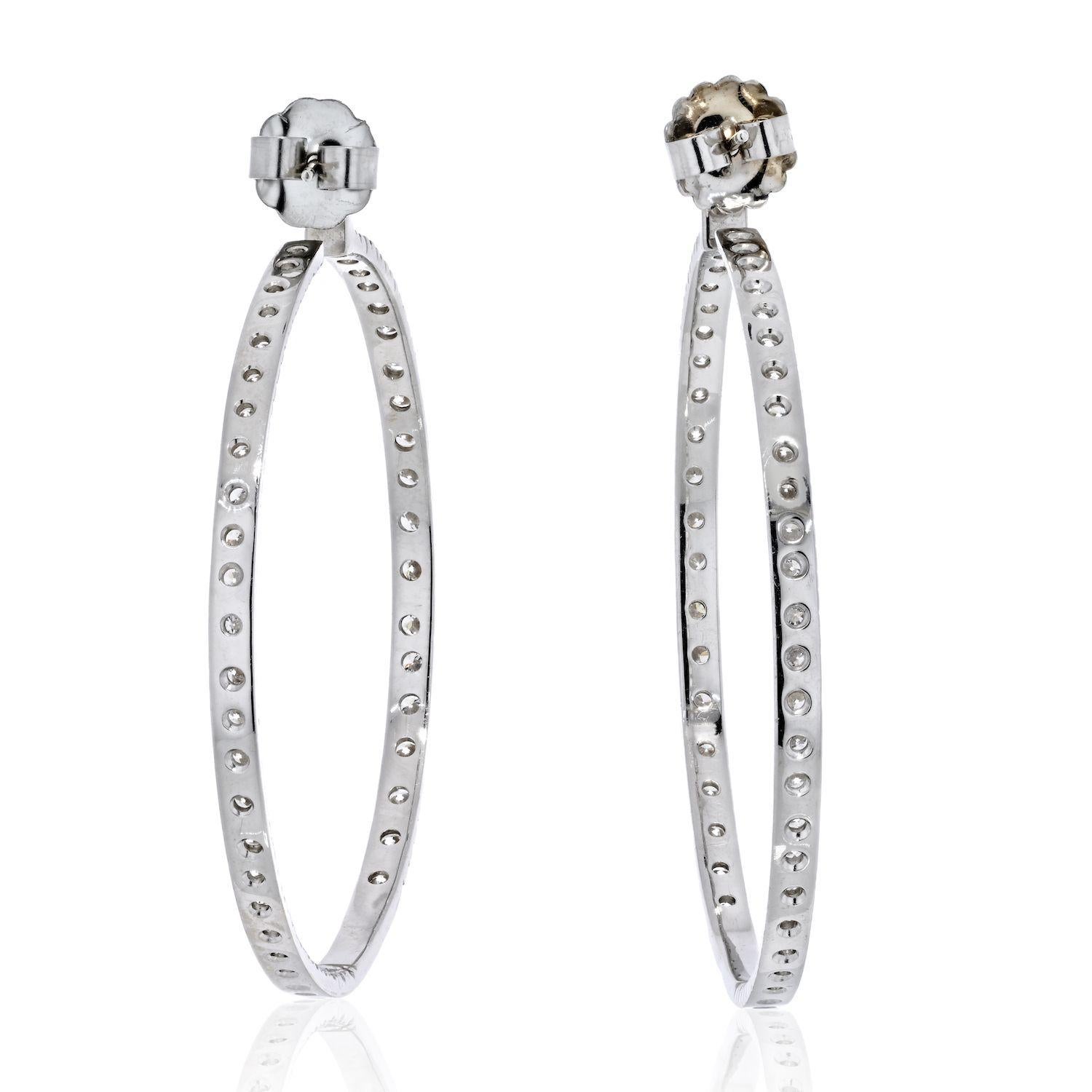 Round Cut 18K White Gold 9.25 Carats Hoop Diamond Earrings For Sale