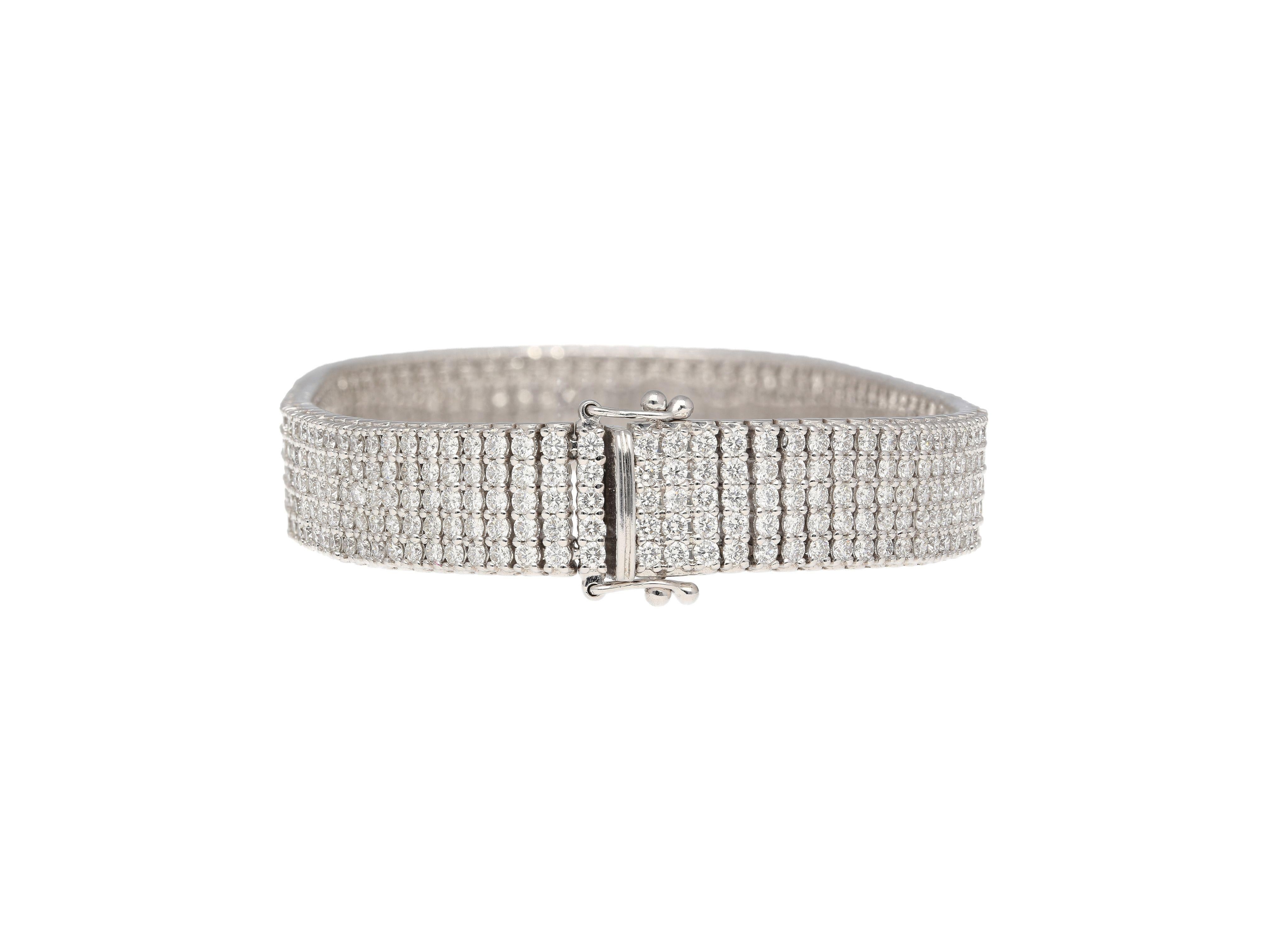 Round Cut 18k White Gold 9.32 Carat Natural Diamond 5-Row Tennis Bracelet For Sale